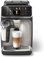 Philips Serie 5500 Kaffeevollautomat – LatteGo Milchsystem, 20 heiße und kalte Kaffeespezialitäten, 40% leiser mit SilentBrew, QuickStart, Schwarz Verchromt (EP5547/90)